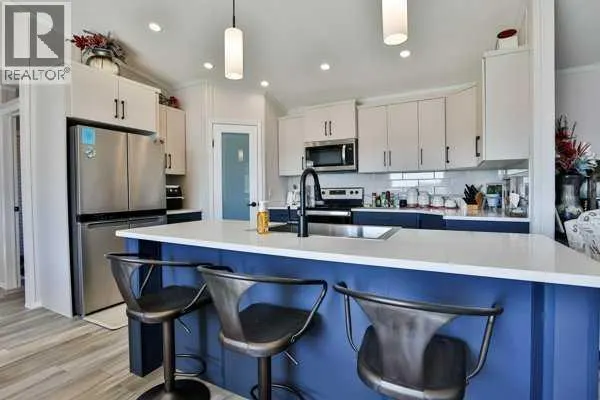 2037 Sunflower Crescent