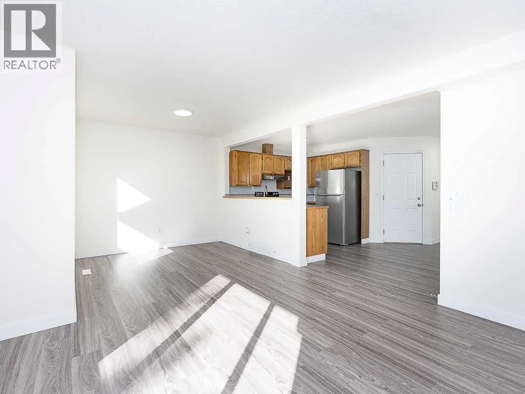 100 Catalina Circle NE