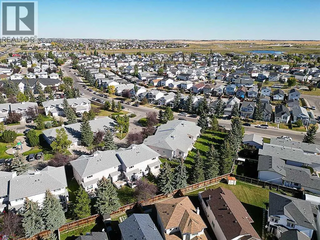 100 Catalina Circle NE