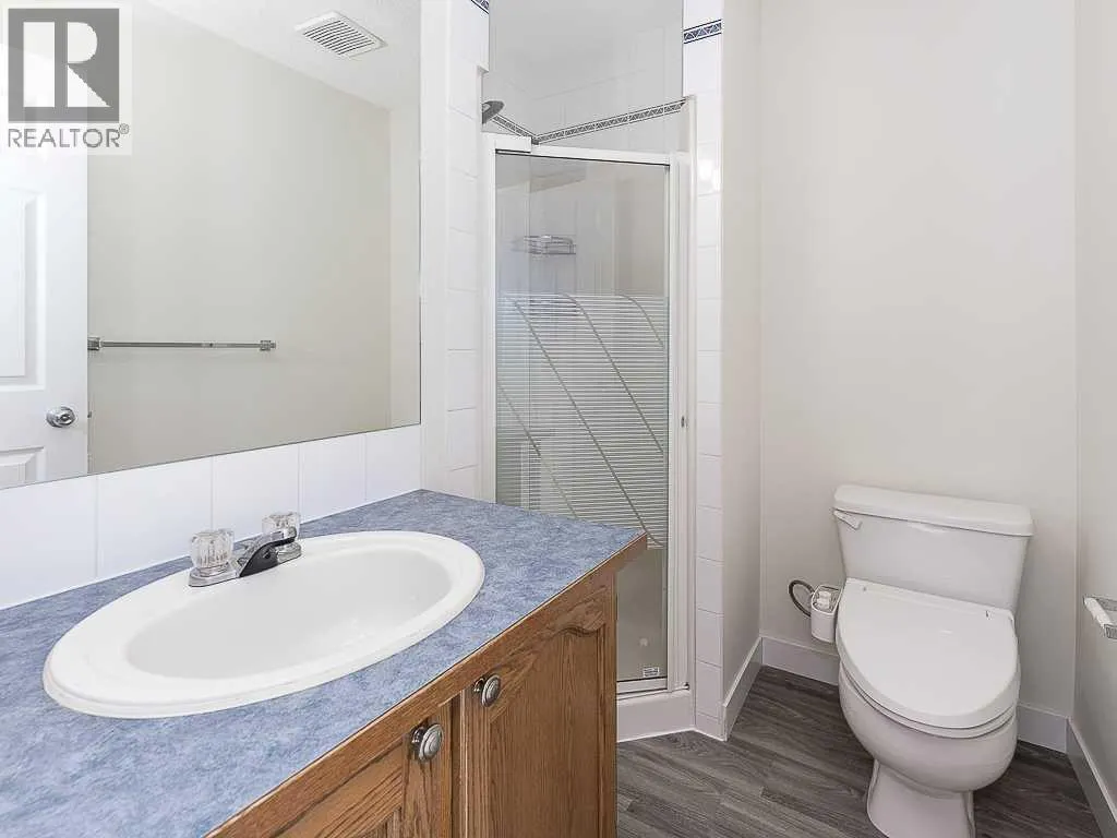 100 Catalina Circle NE