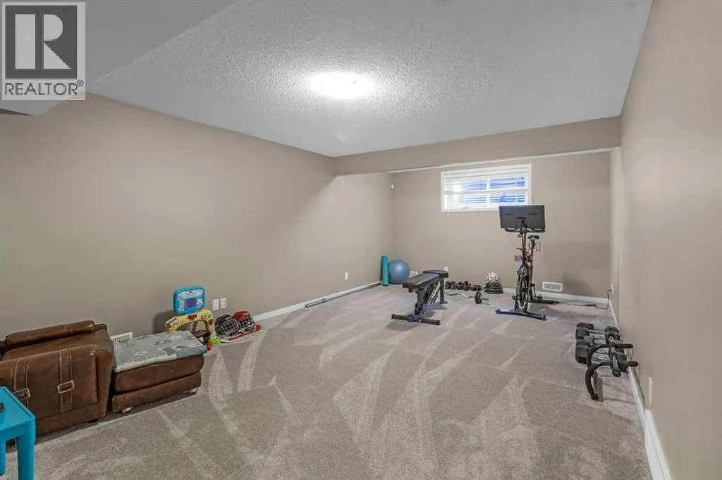 6 Auburn Glen Common SE