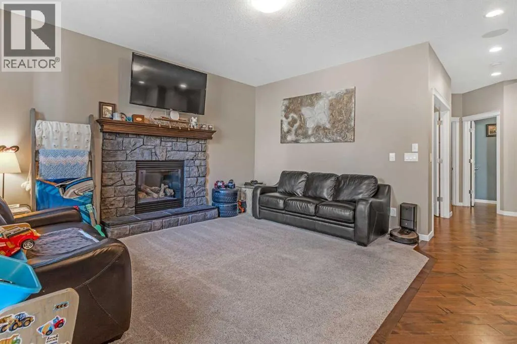 6 Auburn Glen Common SE
