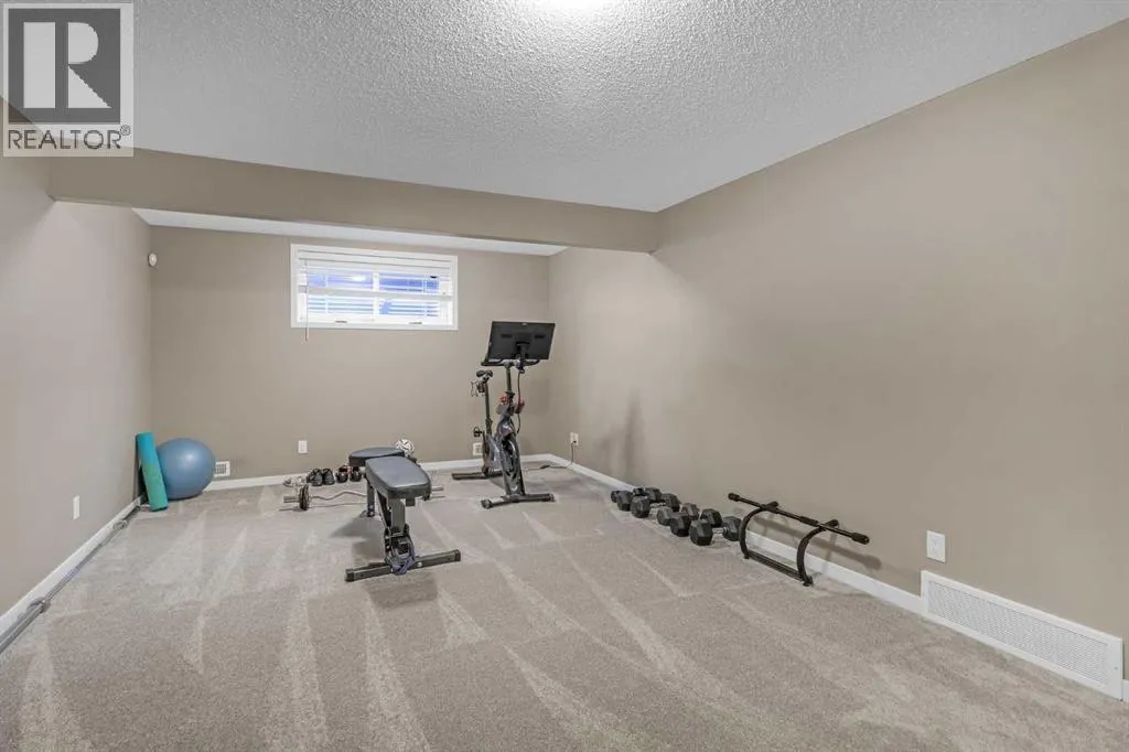 6 Auburn Glen Common SE