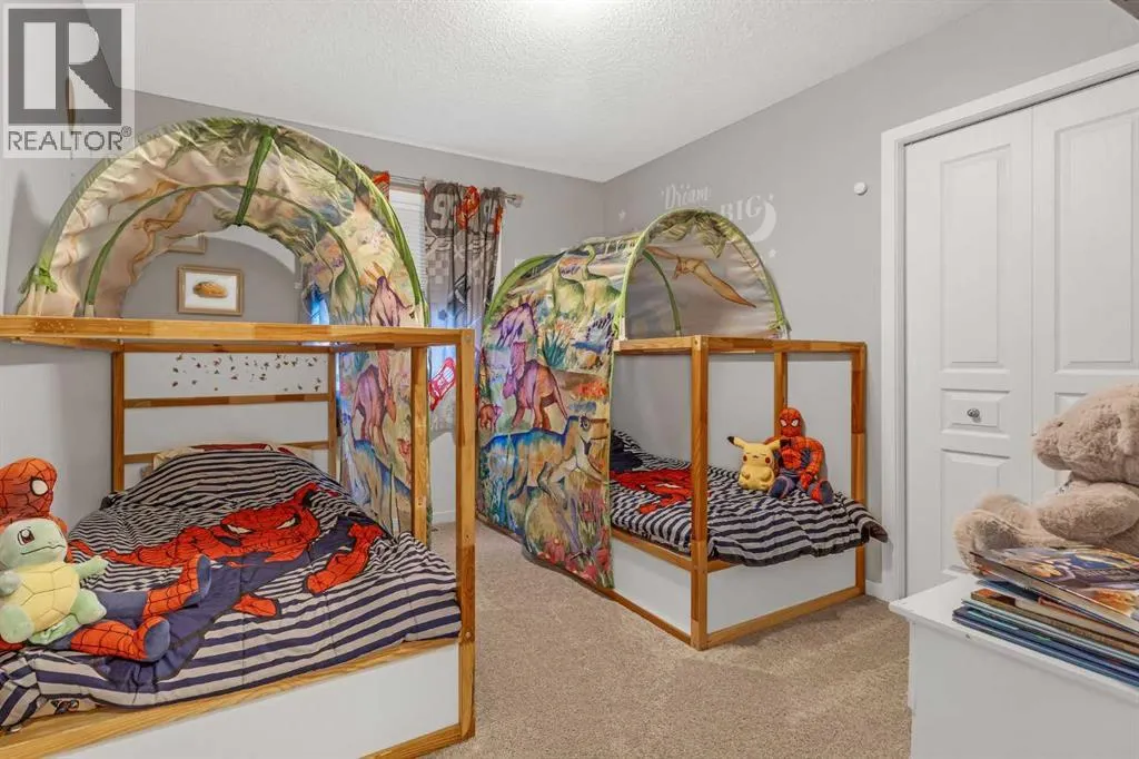 6 Auburn Glen Common SE