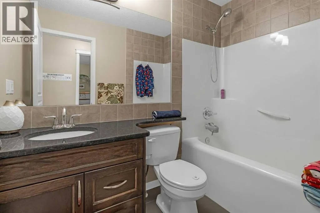 6 Auburn Glen Common SE