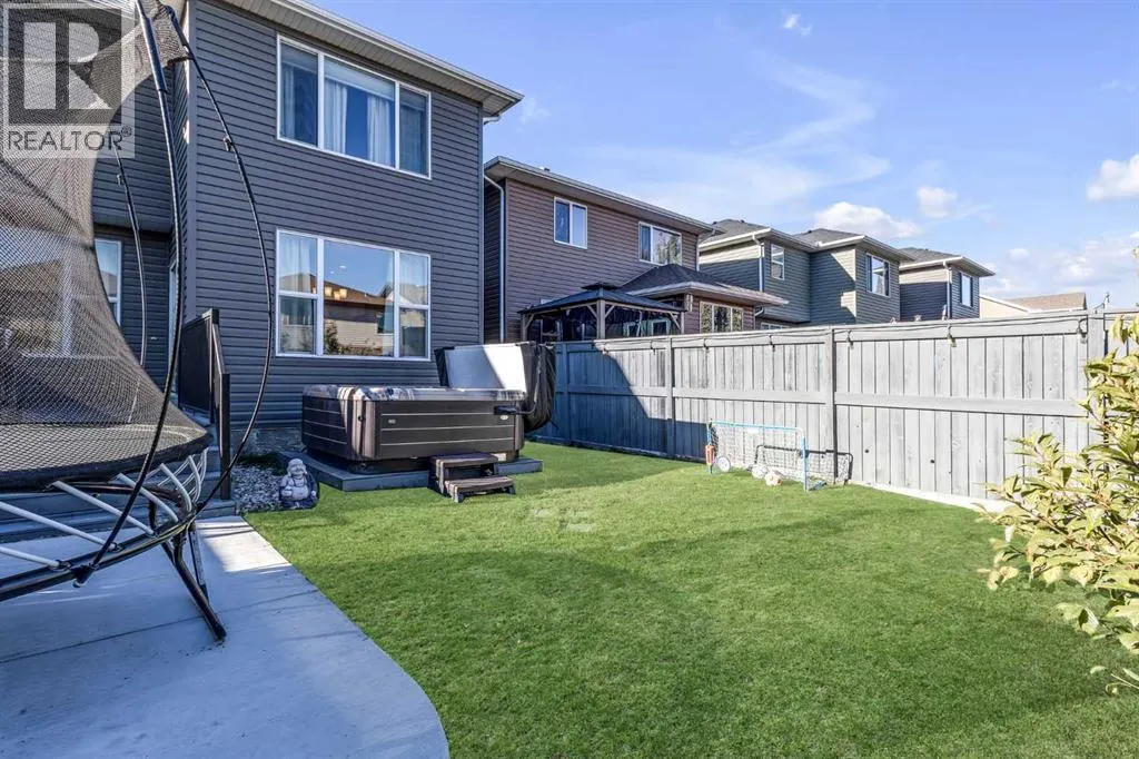 6 Auburn Glen Common SE