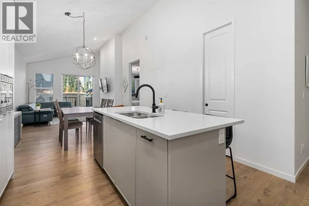 27 Seton Parade SE