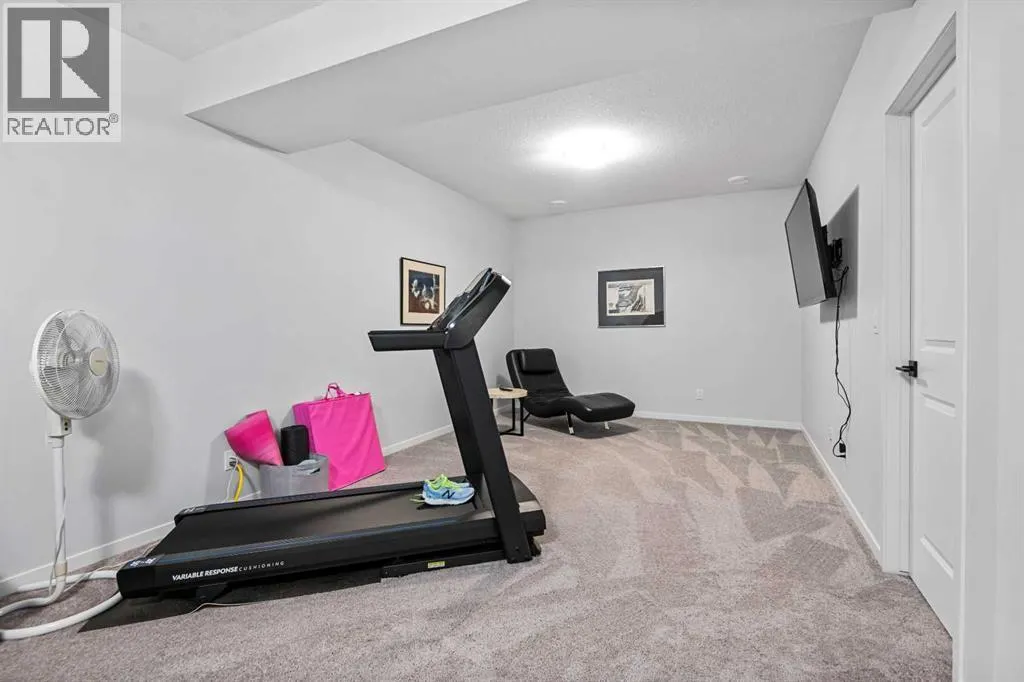 27 Seton Parade SE