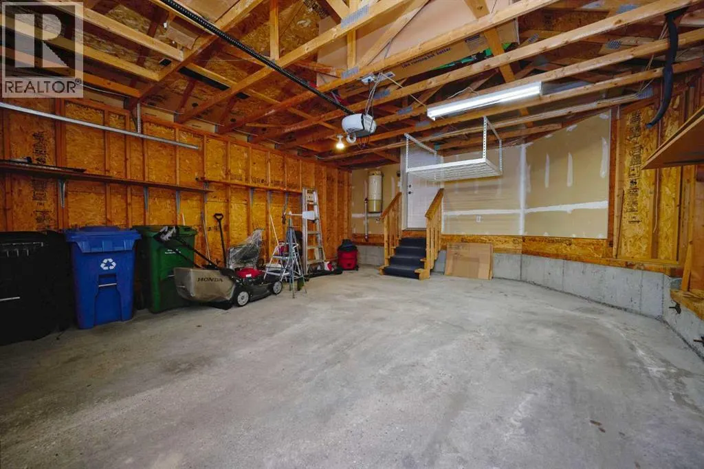 19 Westpoint Court SW