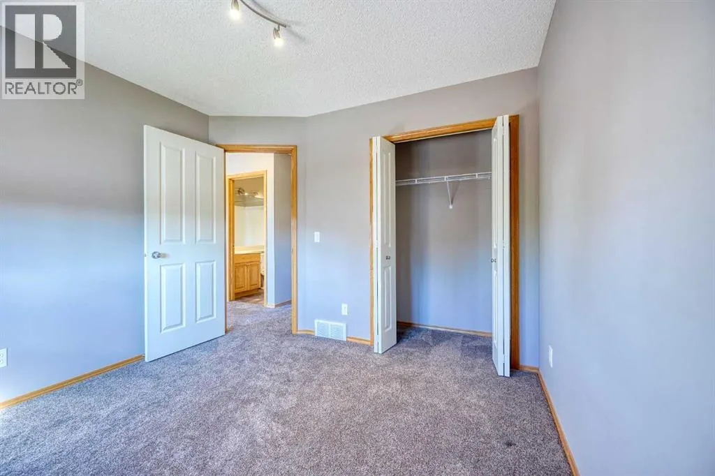 19 Westpoint Court SW