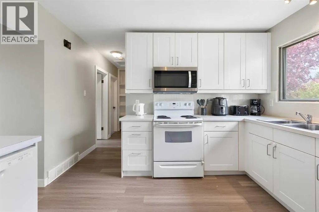 173 Gordon Drive SW
