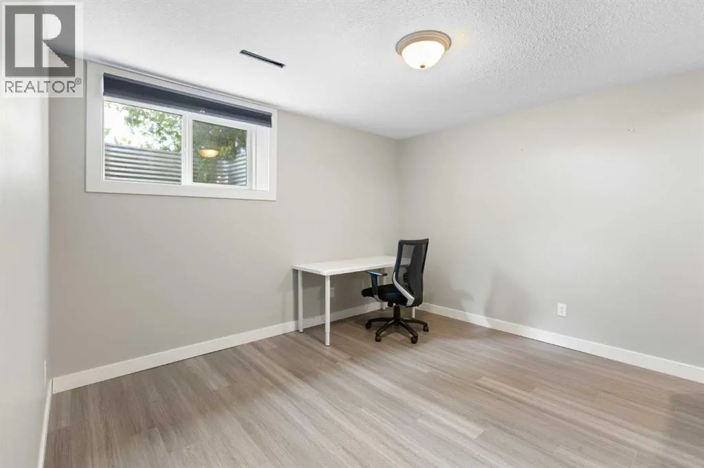 173 Gordon Drive SW
