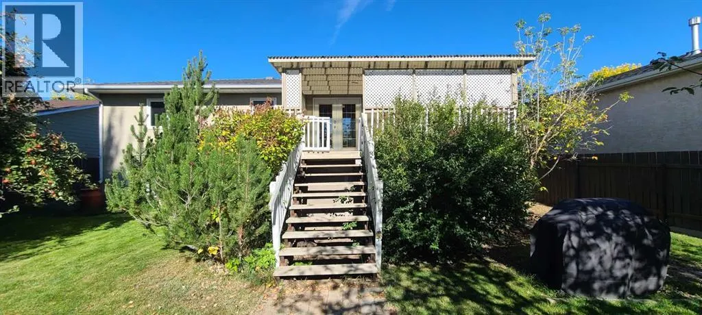 337 Ojibwa Place W