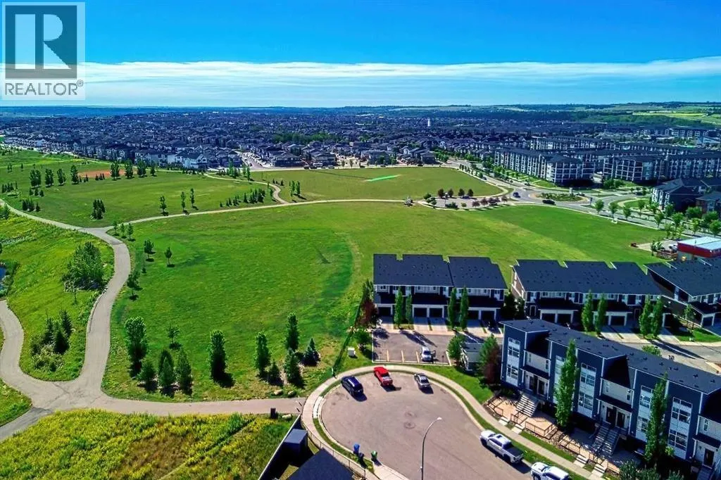 10 Walden Lane SE