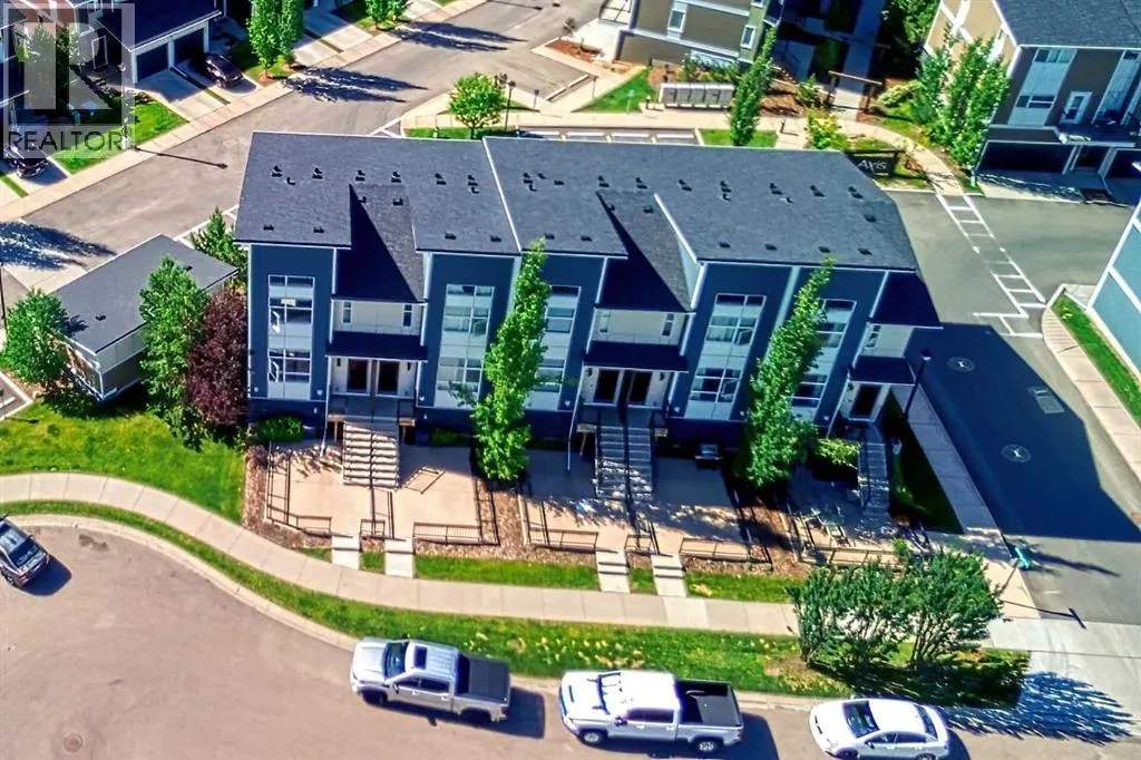 10 Walden Lane SE