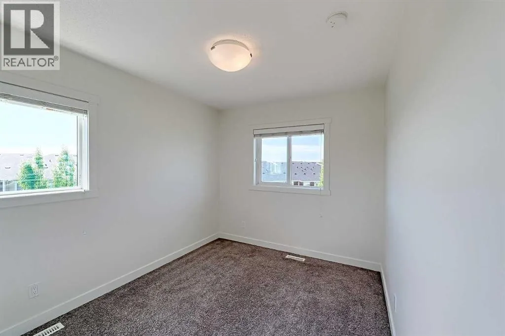 10 Walden Lane SE