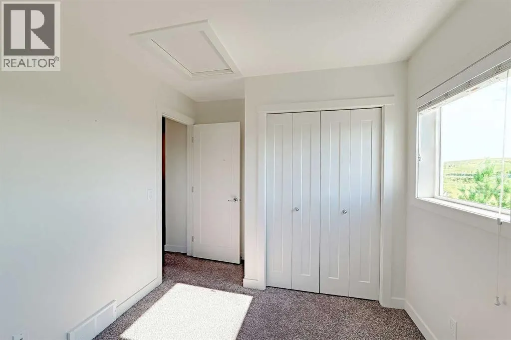 10 Walden Lane SE