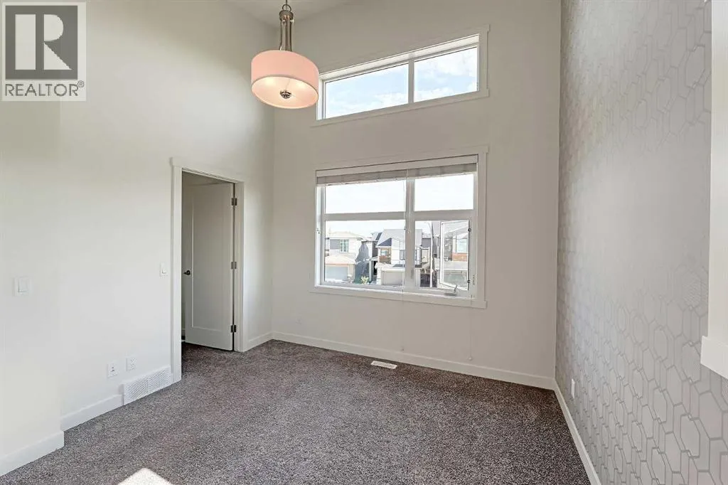 10 Walden Lane SE