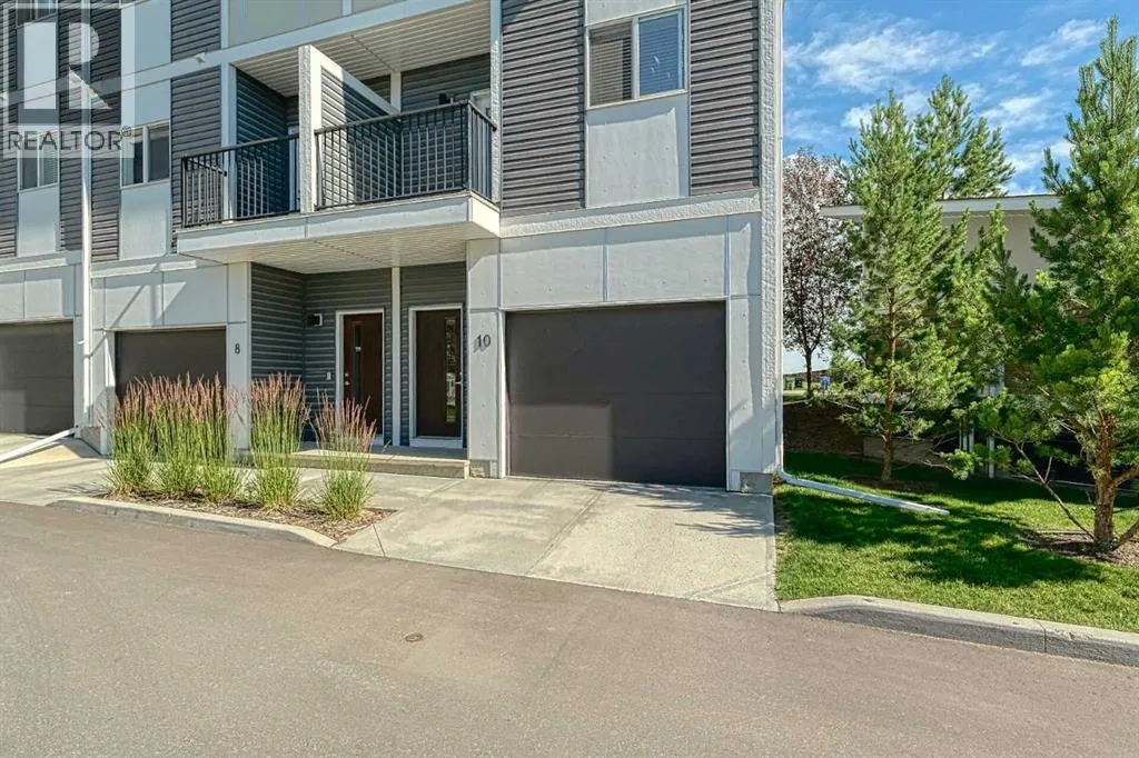 10 Walden Lane SE