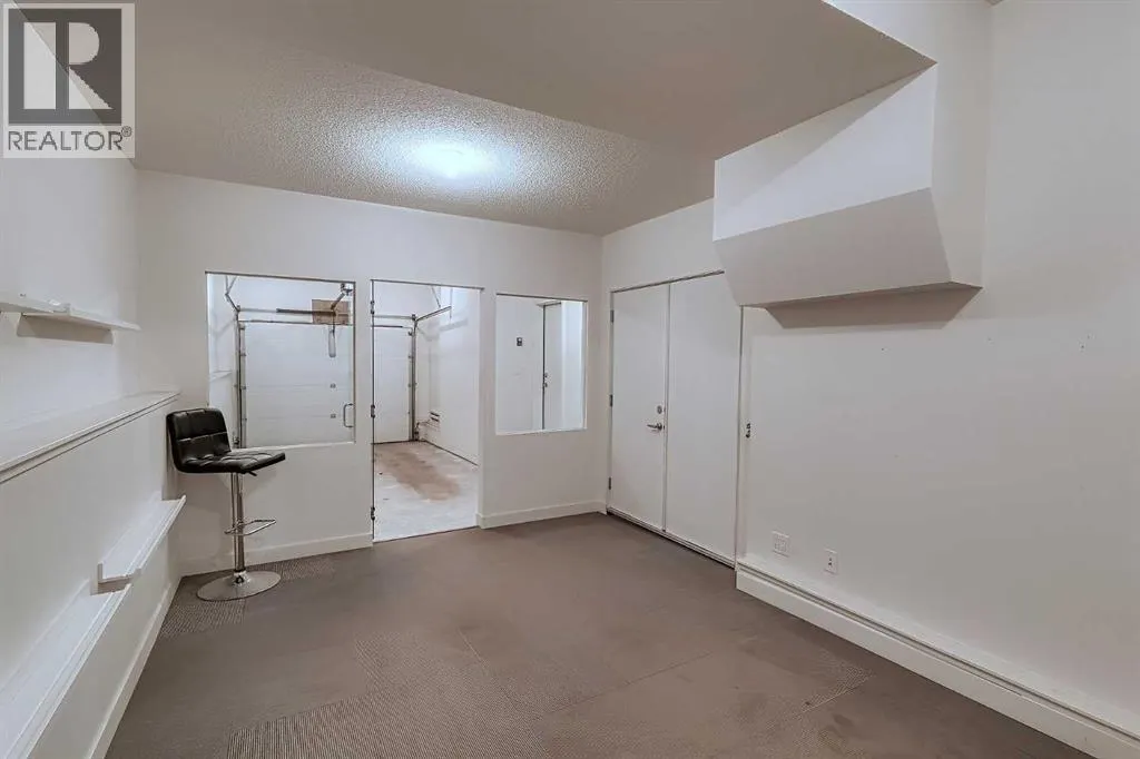 10 Walden Lane SE