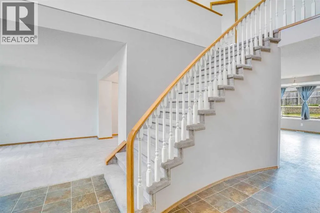 82 Edgevalley Close NW