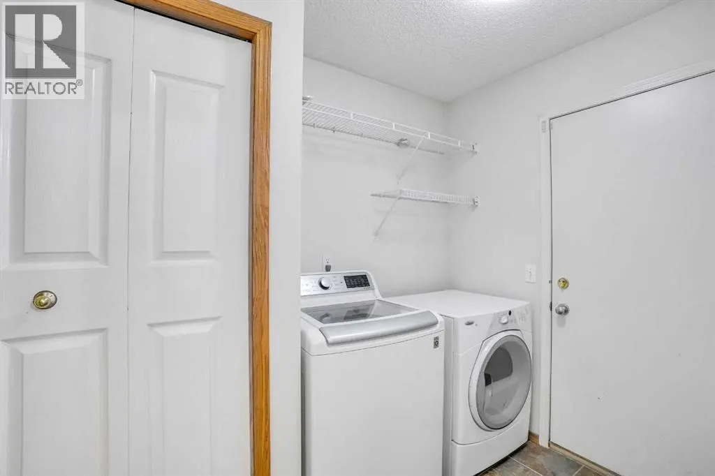 82 Edgevalley Close NW