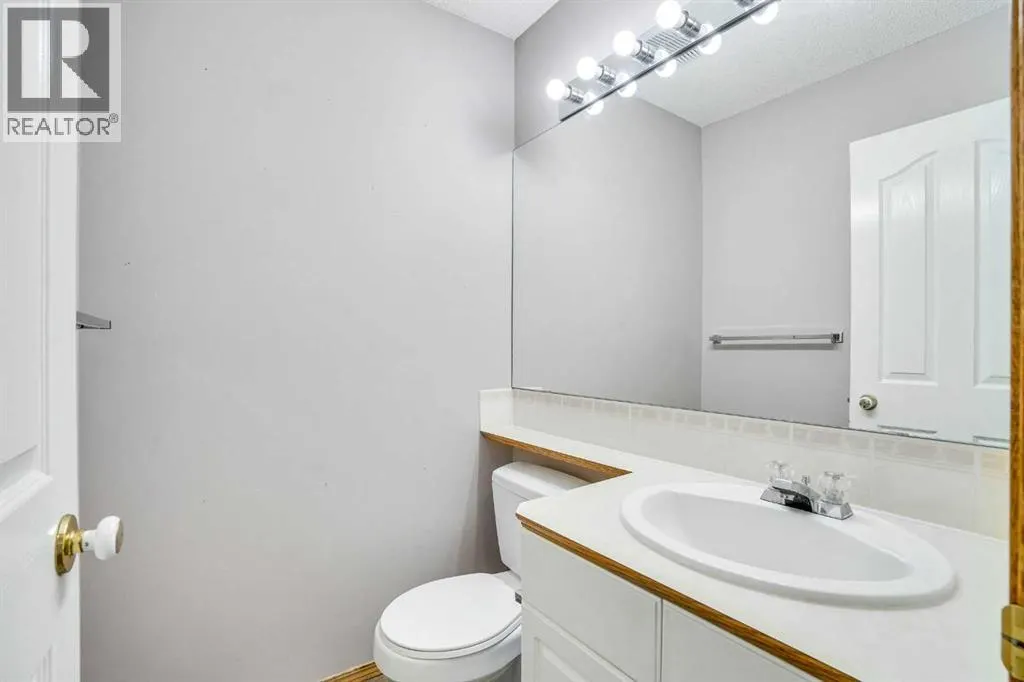 82 Edgevalley Close NW