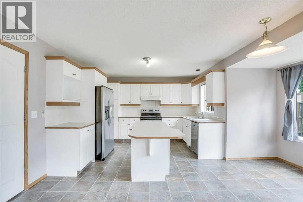 82 Edgevalley Close NW
