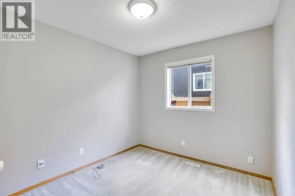 82 Edgevalley Close NW