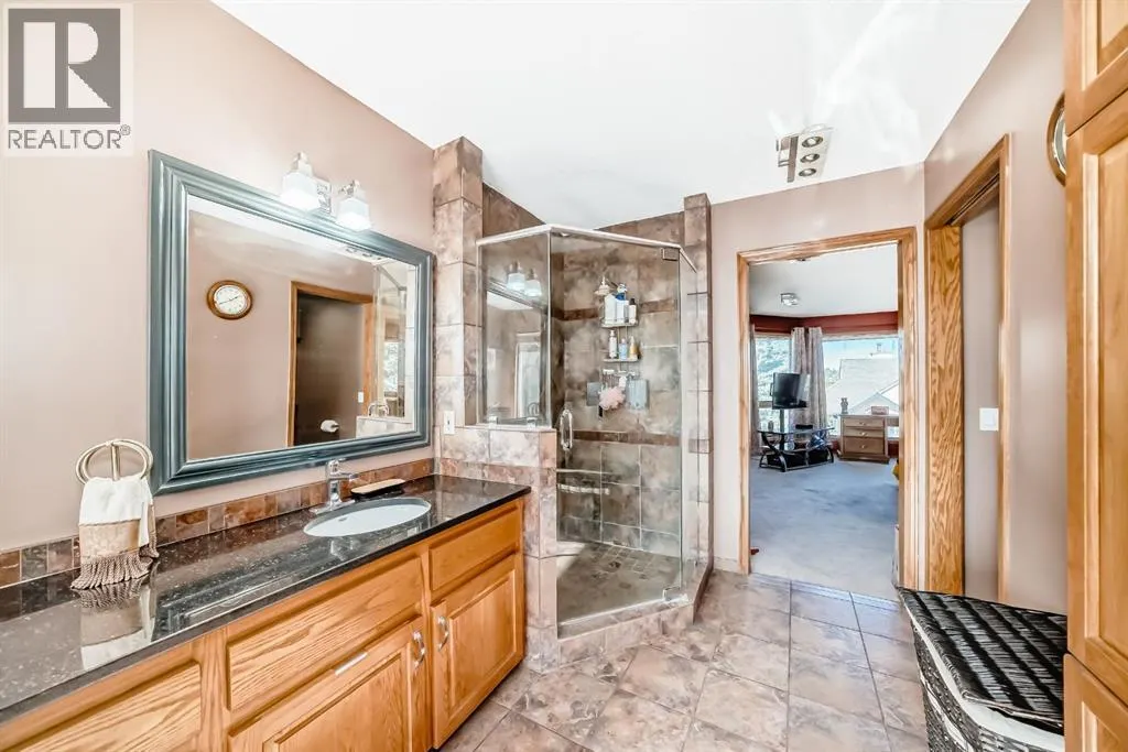 142 Edgeview Road NW