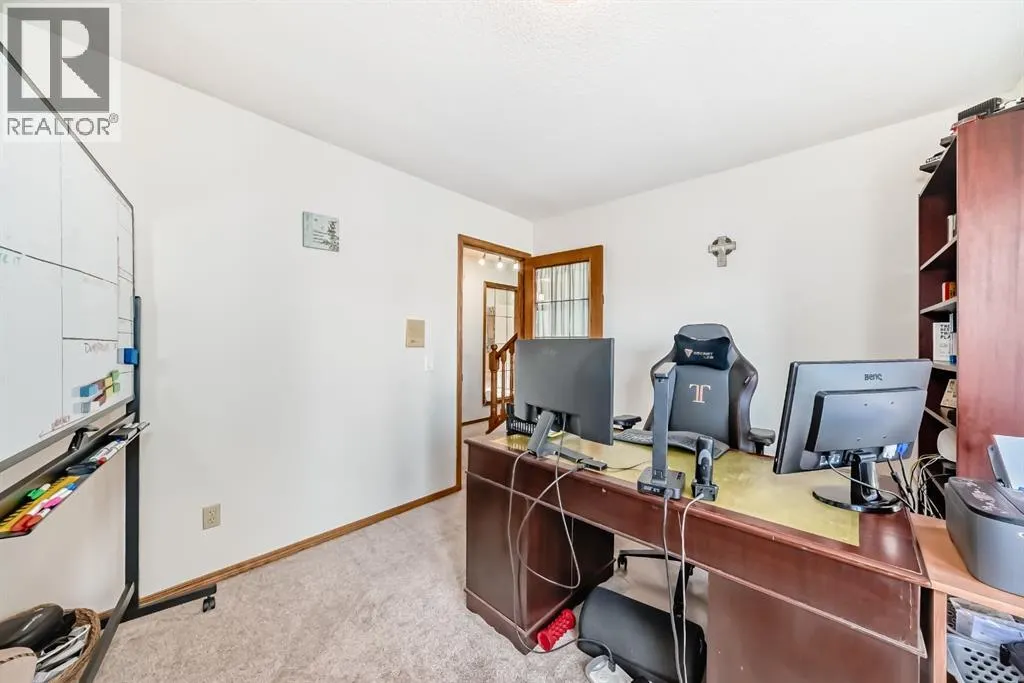142 Edgeview Road NW