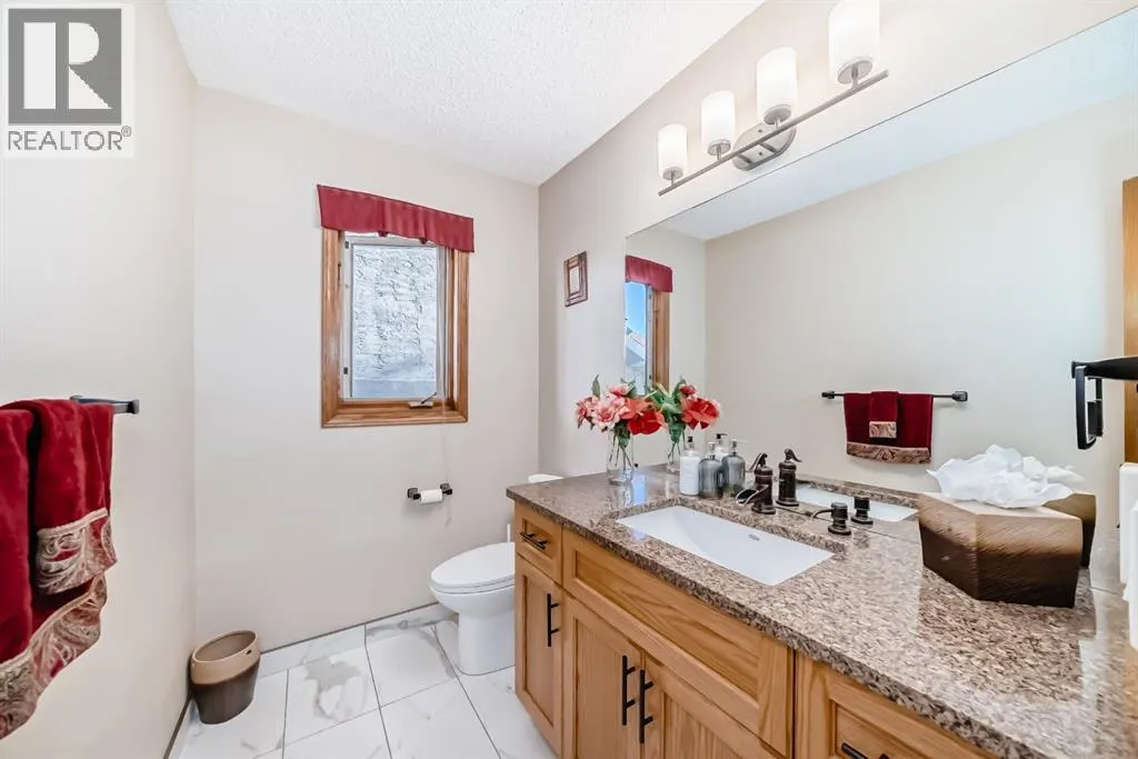 142 Edgeview Road NW