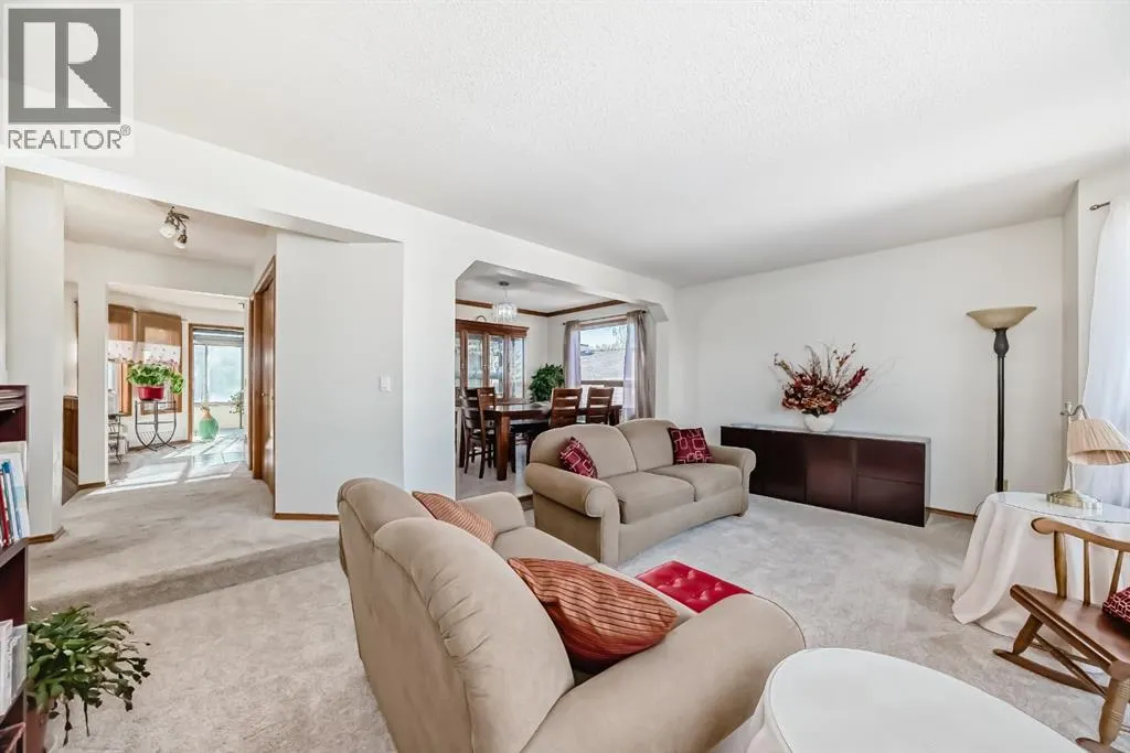 142 Edgeview Road NW