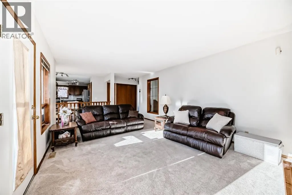 142 Edgeview Road NW