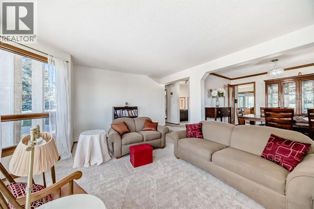 142 Edgeview Road NW