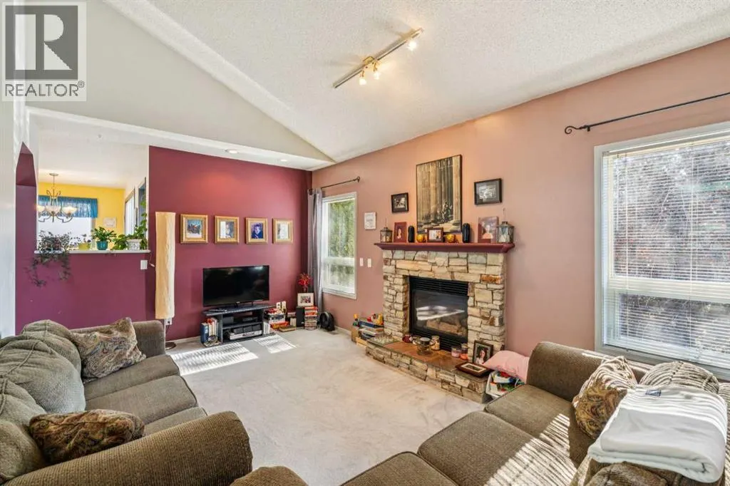 142 Elizabeth Way SE