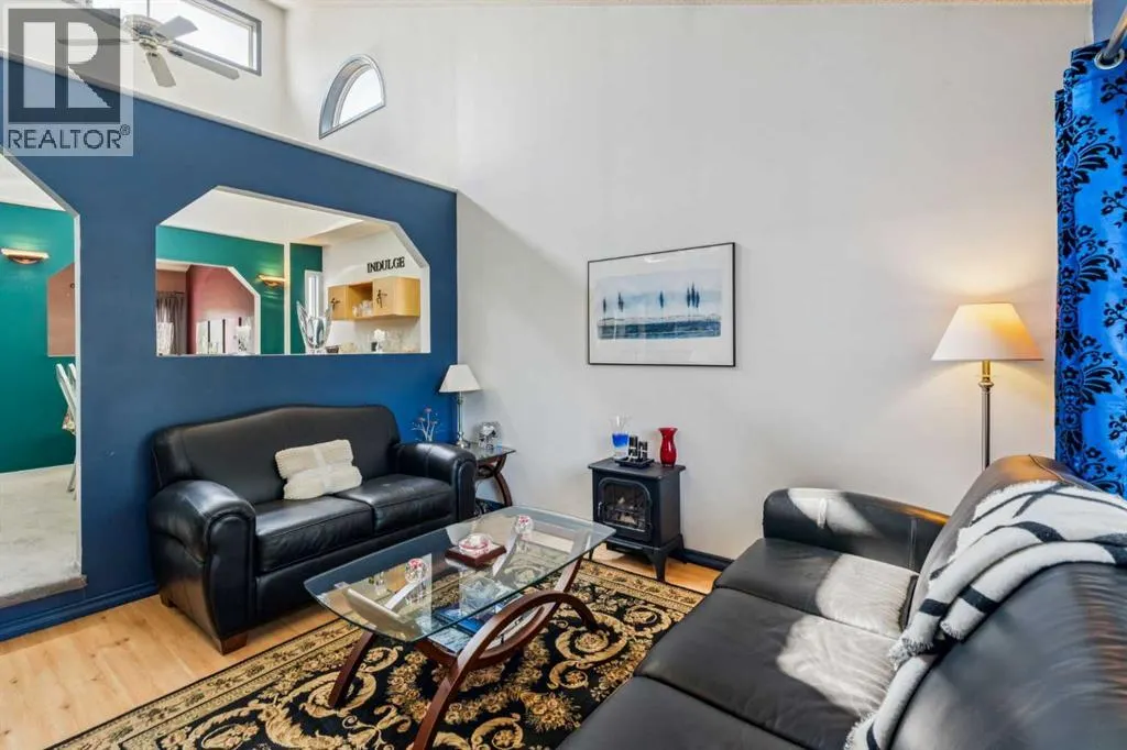 142 Elizabeth Way SE