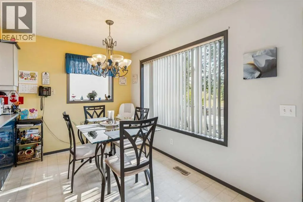 142 Elizabeth Way SE
