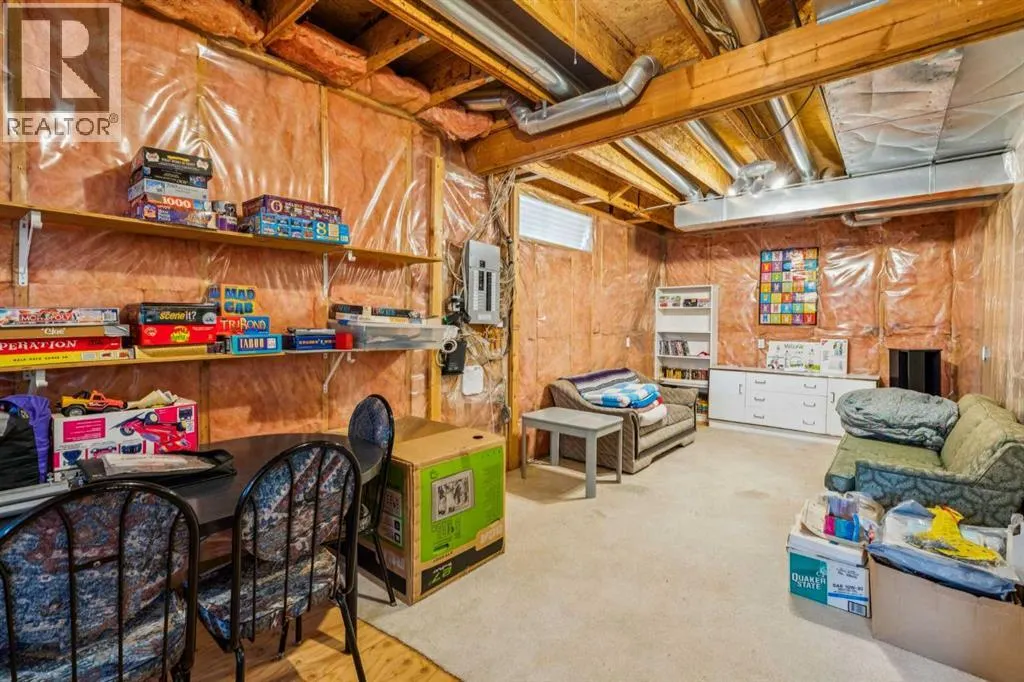 142 Elizabeth Way SE