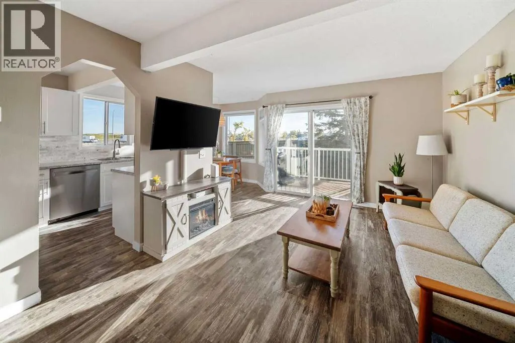 12, 567 Edmonton Trail NE