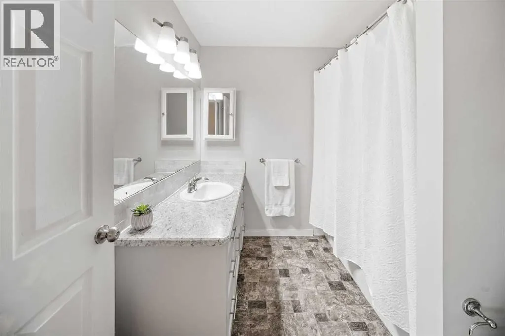 12, 567 Edmonton Trail NE