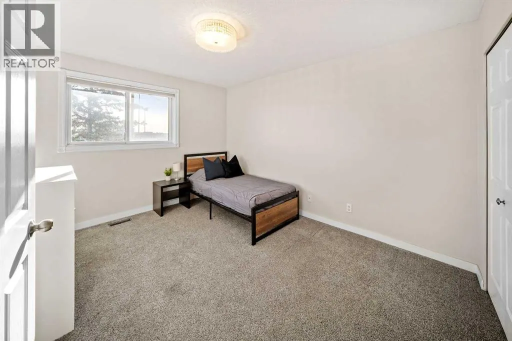 12, 567 Edmonton Trail NE