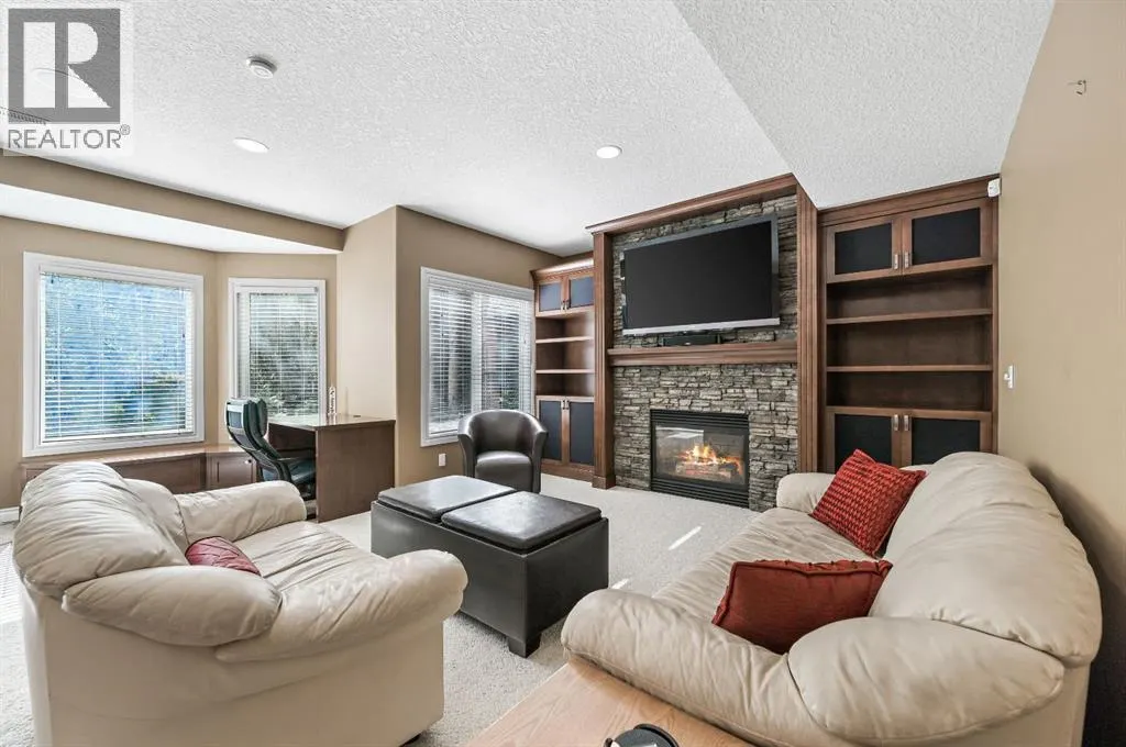 1458 Strathcona Drive SW