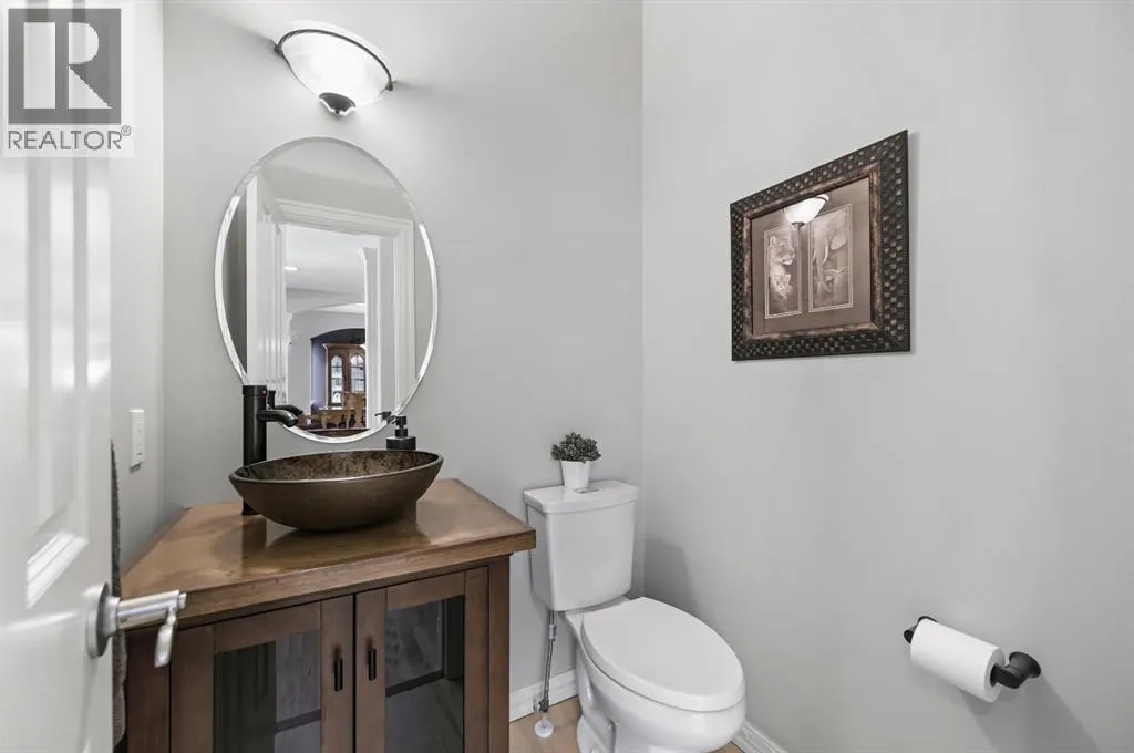 1458 Strathcona Drive SW