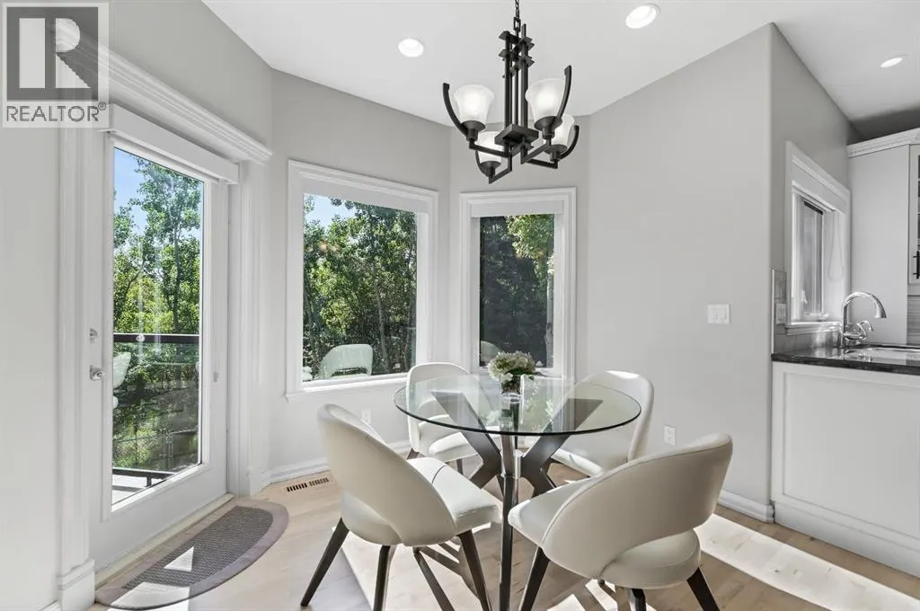 1458 Strathcona Drive SW