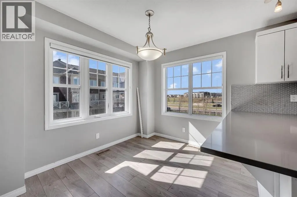 341 Cityscape Court NE