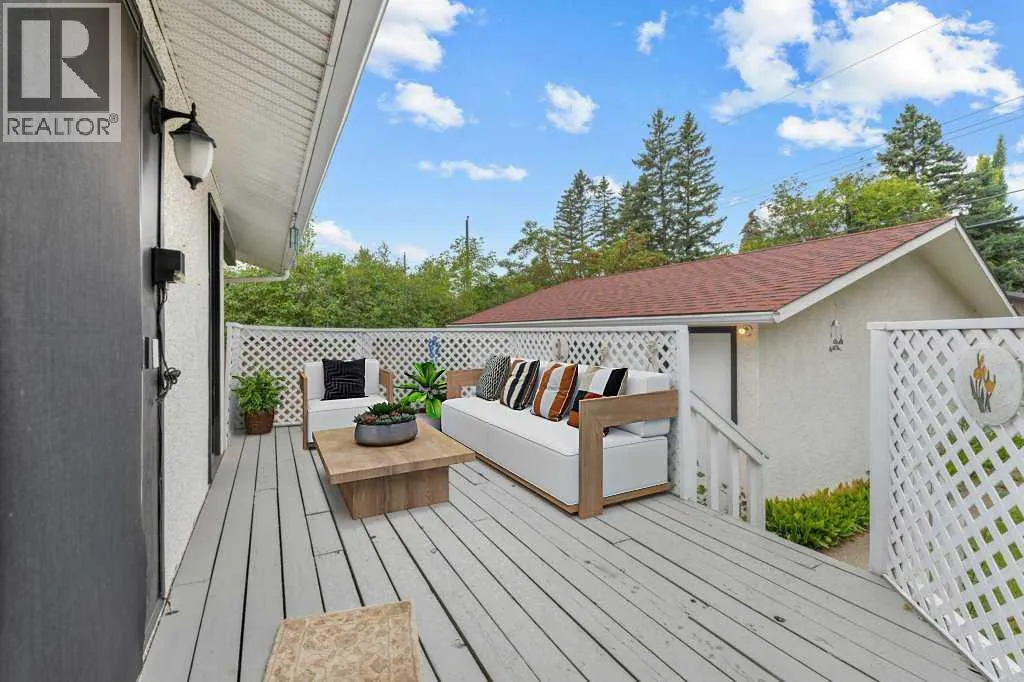 4207 Brisebois Drive NW