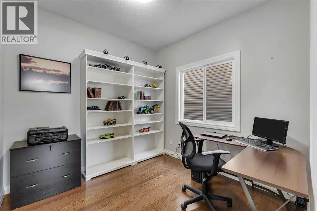 101 Bayside Court SW