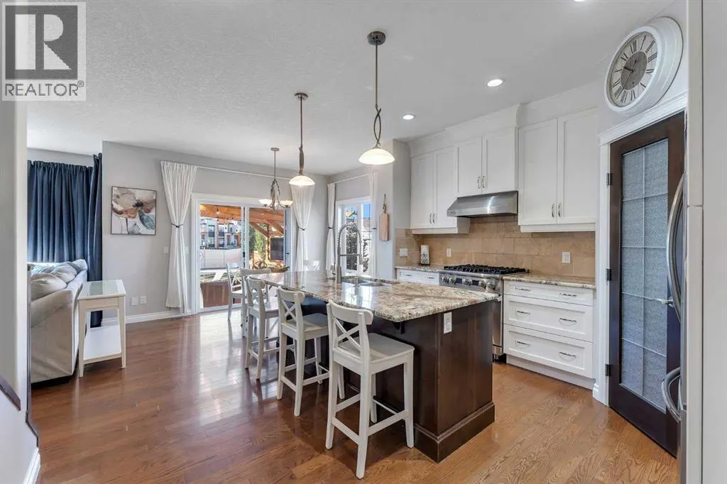 101 Bayside Court SW