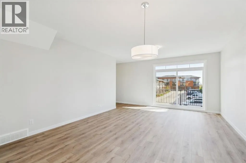 110, 400 Belmont Street SW